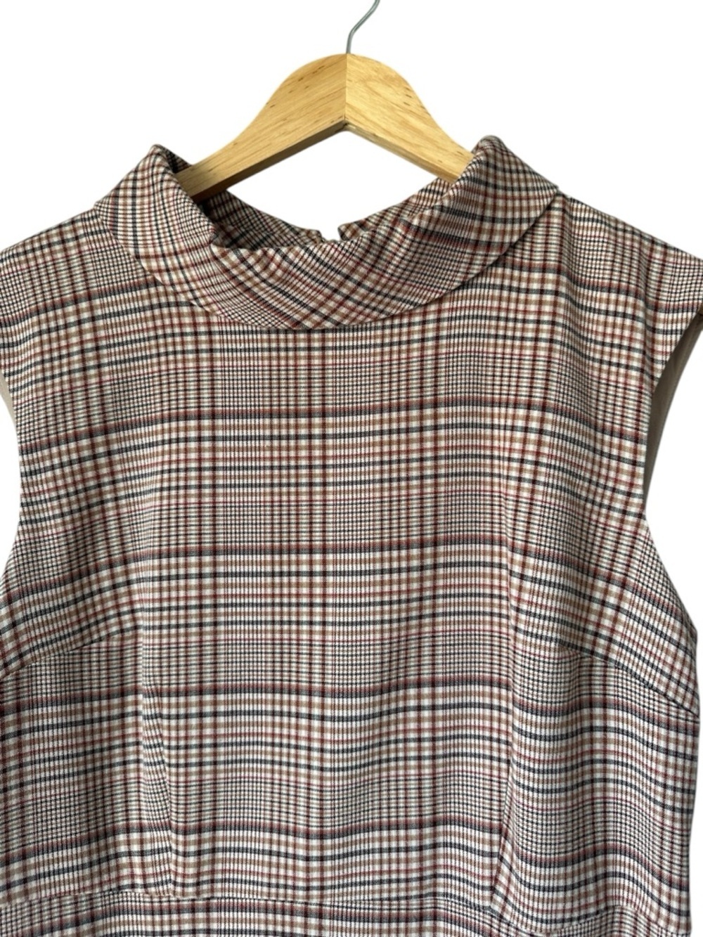 Ann Taylor Sleeveless Plaid Mock Neck Sheath Dress, Size 8  - Picture 5 of 14